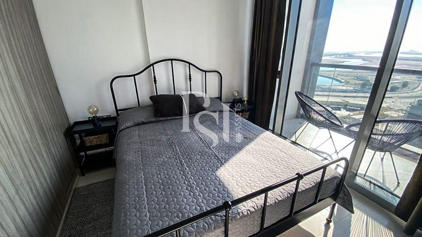 Furnished Apartment with Balcony | Semi-open Kitchen | Sea View